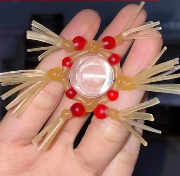 Vòng đeo râu rồng silicon có bi cho nam