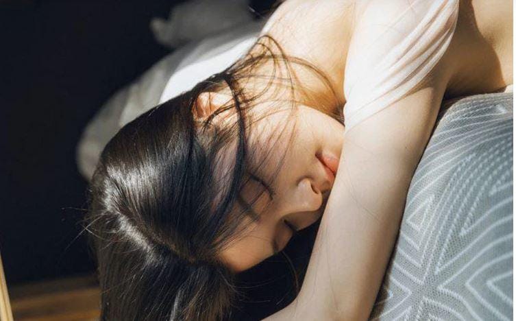 Nhận Biết Vợ Đang Thèm Chuyện Ấy